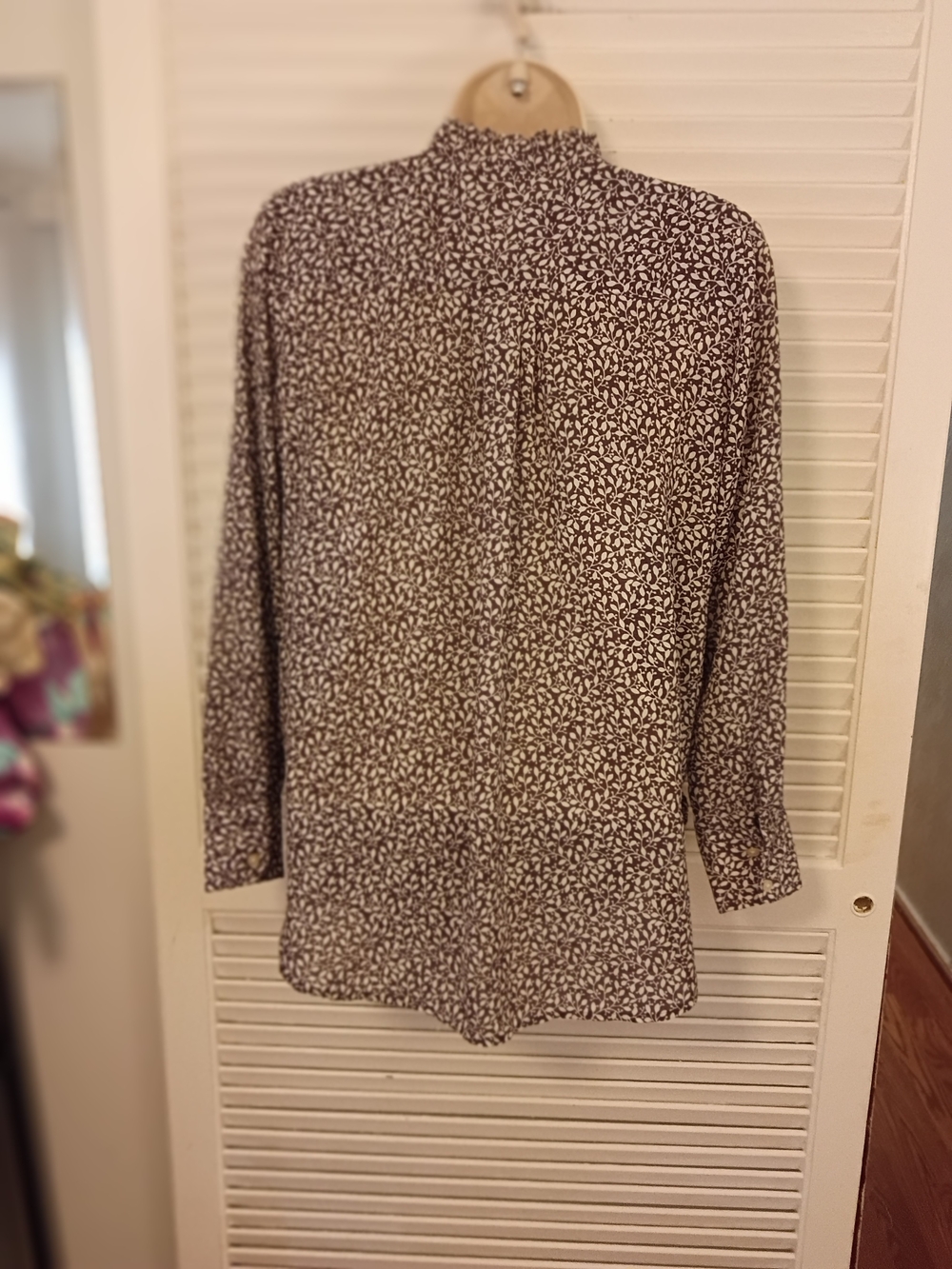 LOFT Brown Printed Long-Sleeve Henley Blouse - Picture 5 of 6
